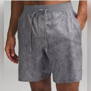 Lululemon T.H.E. Shorts 9” Linerless Size Large Gray
